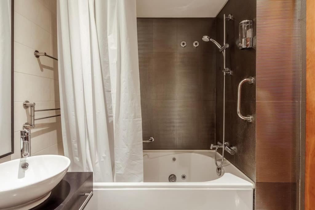 Charmoso Apartamento Sacavém Екстериор снимка